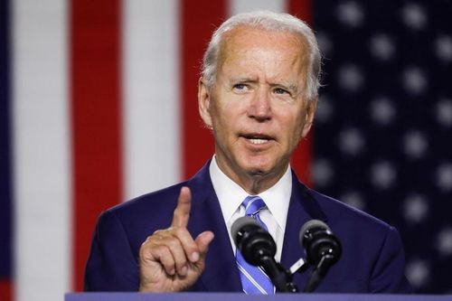 Tổng thống Biden đặt mục tiêu 70% người Mỹ được tiêm vaccine trước ngày 4/7