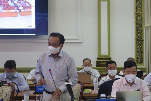 TS Trần Du Lịch: TP.HCM mặc chiếc áo quá chật so với cơ thể đang lớn nhanh
