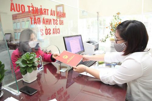 Bài 3: Gắn học tập với xây dựng, chỉnh đốn Đảng
