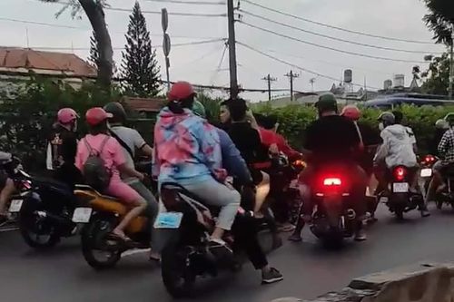Thành phố Hồ Chí Minh: Khởi tố, bắt tạm giam 11 thanh niên chặn quốc lộ 22 để đua xe