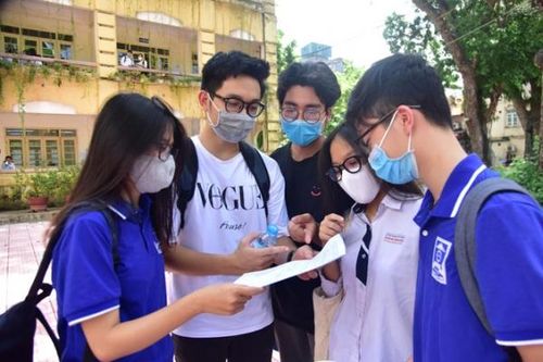 Hà Nội tạm hoãn thi khảo sát với học sinh lớp 12 vì dịch COVID-19
