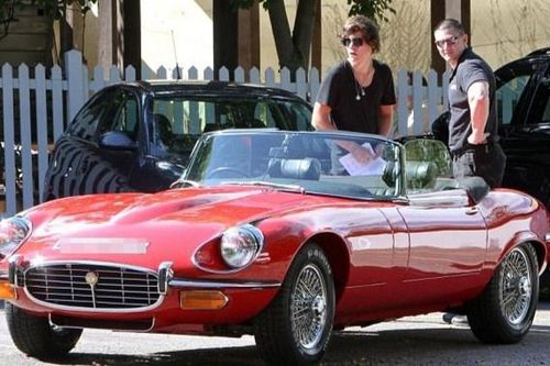 Bộ sưu tập siêu xe của Harry Styles