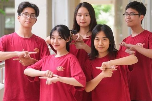 Trường THPT chuyên Ngoại ngữ sẽ thi học kỳ 2 theo hình thức trực tuyến