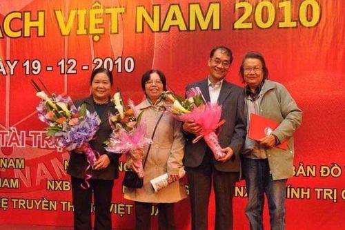 10 năm ngày mất nhà văn Trần Hoài Dương: 'Miền xanh thẳm' trong lòng người ở lại
