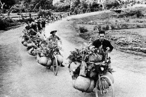 Thanh niên xung phong, dân công hỏa tuyến xứng danh anh hùng trong chiến dịch Điện Biên Phủ