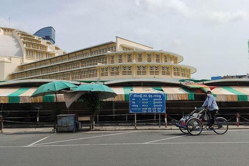 Campuchia gỡ phong tỏa thủ đô Phnom Penh và TP Ta Khmau