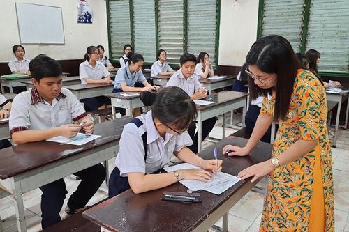 Học sinh TP Hồ Chí Minh tạm dừng đến trường từ ngày 10-5