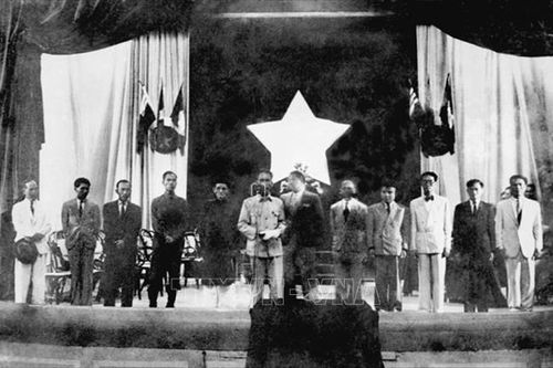 Bài 3: Quốc hội đầu tiên và kỳ họp đặc biệt