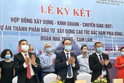 Ký hợp đồng BOT đầu tiên làm cao tốc Bắc – Nam theo hình thức công tư