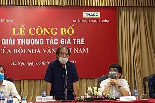 Lần đầu có giải thưởng Tác giả Trẻ
