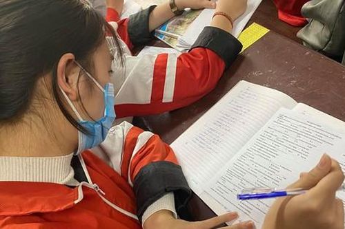 Dịch COVID-19 phức tạp, thêm nhiều địa phương hỏa tốc cho học sinh nghỉ học