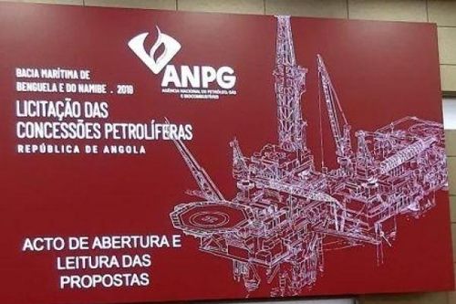 Angola mở thầu 9 lô thăm dò dầu khí trên đất liền