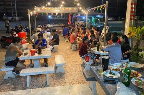 Bỏ 500 triệu mở quán bia, một năm tan hoang phải giải tán vội