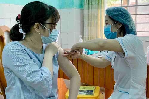 Đề xuất chi 342 tỷ tiêm vắc-xin Covid-19 cho người dân Vĩnh Phúc