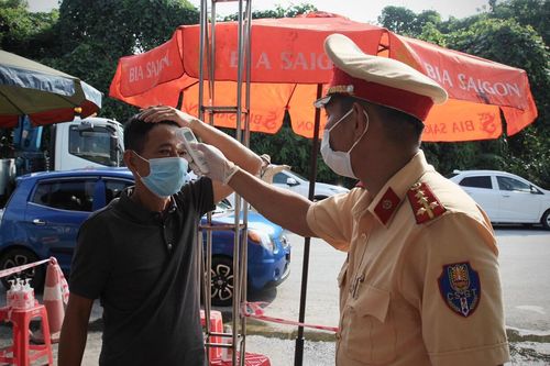 Những người 'gác cổng' trên mặt trận phòng, chống dịch COVID-19 ở Yên Bái