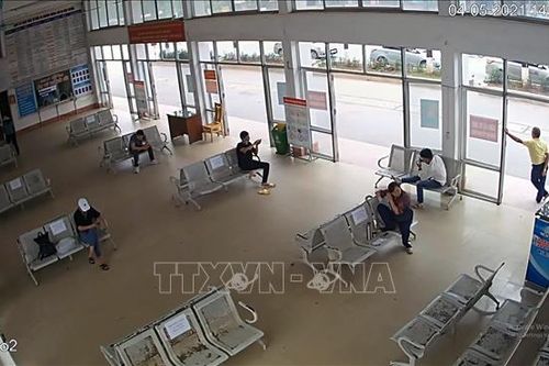 Từ 12 giờ ngày 6/5, Quảng Ninh tạm dừng các hoạt động tham quan, du lịch