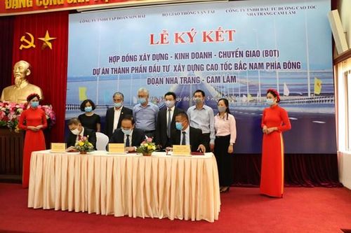 Ký kết hợp đồng BOT dự án thành phần cao tốc Bắc- Nam, đoạn Nha Trang – Cam Lâm