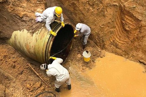 Nghịch lý giữa hạ tầng và lối sống