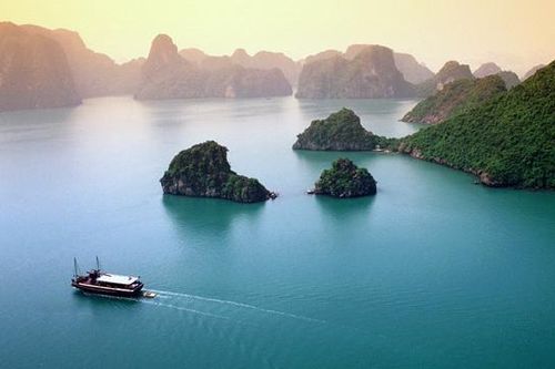 Quảng Ninh 'đóng cửa' vịnh Hạ Long từ 12h trưa ngày 6/5