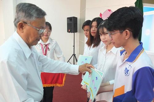 Xây dựng và phát triển các phong trào, mô hình khuyến học và khuyến tài có hiệu quả