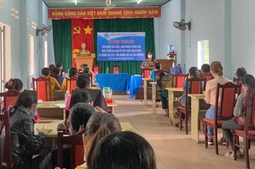 Ia Trok: Ra mắt Câu lạc bộ 'Nói không với lợn hai chuồng'