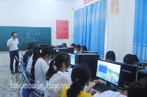 Thi đua 'Dạy tốt, học tốt'