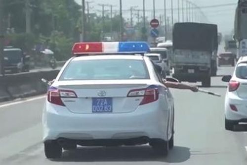 CSGT hỗ trợ chuyển 'món quà thiêng liêng' chặng đường hơn 100km chỉ trong hơn 1 giờ