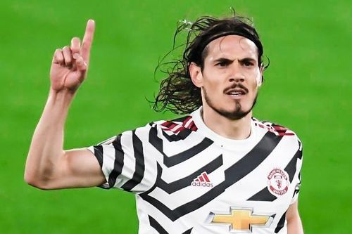 'Cavani chạy chỗ hoàn hảo'