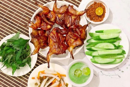 5 hàng ăn online cho bữa trưa chuẩn 5K tại TP.HCM