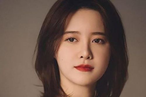 Goo Hye Sun mong khán giả tha thứ cho chồng cũ