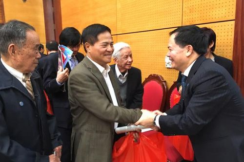 Hà Nội thông tin chính thức về việc đấu thầu chọn dịch vụ điều dưỡng đối với cán bộ