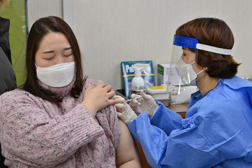 Hàn Quốc kỳ vọng sẽ có vaccine tự sản xuất trong nước vào năm 2022