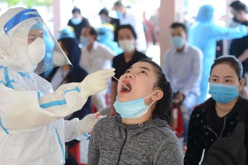 Đà Nẵng xét nghiệm cho người làm ở vũ trường, quán karaoke, massage