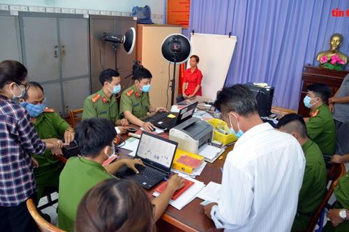 Lệ phí làm căn cước công dân có gắn chip là bao nhiêu?
