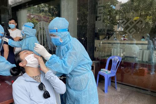 Bệnh nhân tái dương tính COVID-19 hai lần tới chùa Văn Thánh, TP Hồ Chí Minh