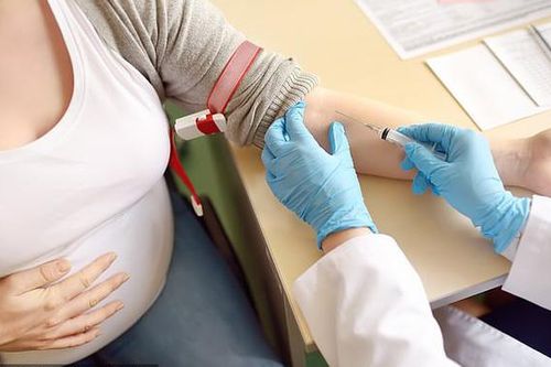 Xét nghiệm máu có thể dự đoán chính xác hơn ngày bà bầu sinh con