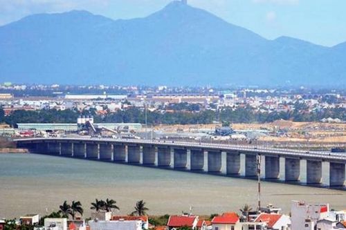 Xem xét bổ sung đê chắn sóng cảng Bãi Gốc vào kế hoạch đầu tư công trung hạn
