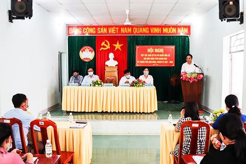 Ứng cử viên đại biểu HĐND tỉnh Khánh Hòa tiếp xúc cử tri