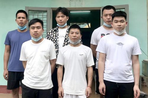 Bắt giữ 14 người Trung Quốc nhập cảnh trái phép, đưa đi cách ly theo quy định