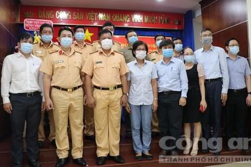 Cám ơn CSGT đã 'mở đường' đưa tạng của người hiến về TPHCM cứu người