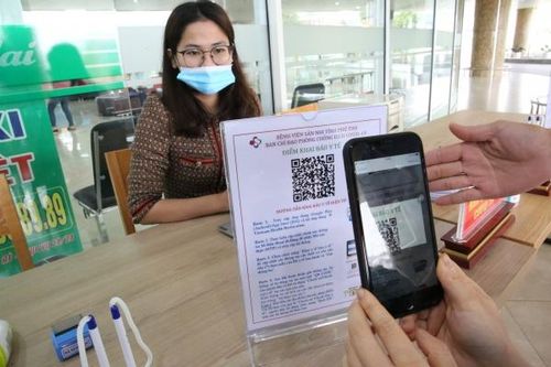 Đảm bảo an toàn cho bệnh nhân và người nhà trong bối cảnh dịch COVID-19