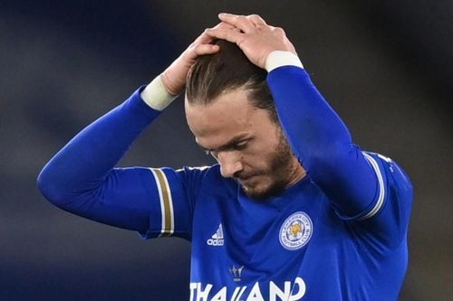 Leicester lỡ cơ hội áp sát Man Utd