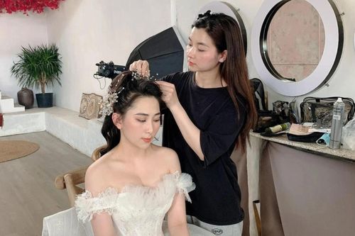 Chủ spa, thợ xăm sẵn sàng đóng cửa để phòng chống dịch Covid-19