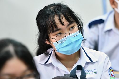 Hàng loạt trường đại học tại TP.HCM cho sinh viên nghỉ học