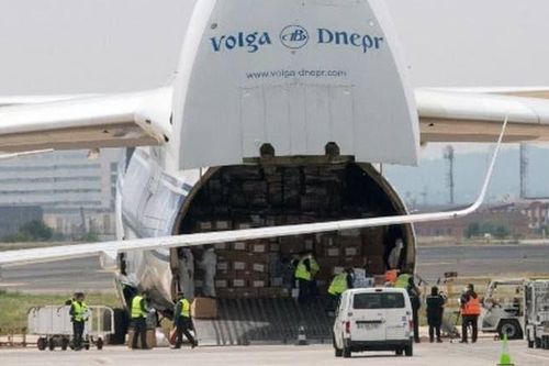 Máy bay chở hàng lớn bậc nhất thế giới đang đưa oxy tới Ấn Độ