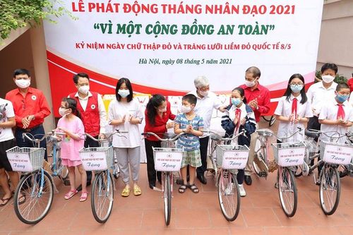 Tháng Nhân đạo năm 2021: Nhiều hoạt động trợ giúp nhân đạo, đẩy lùi dịch Covid-19