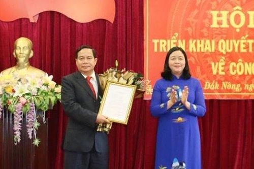 Triển khai quyết định của Bộ Chính trị về công tác cán bộ