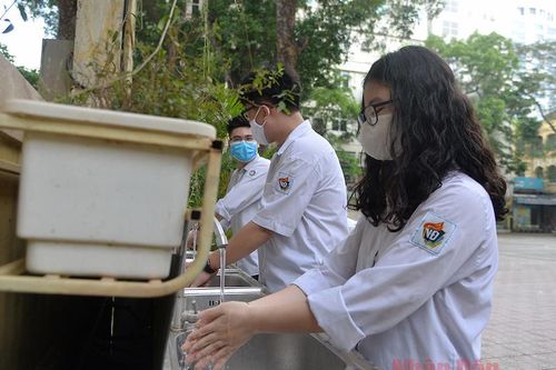 Trường học ở Hà Nội dừng tổ chức các hoạt động tham quan, ngoại khóa
