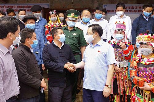 Giá trị cao quý của những lá phiếu
