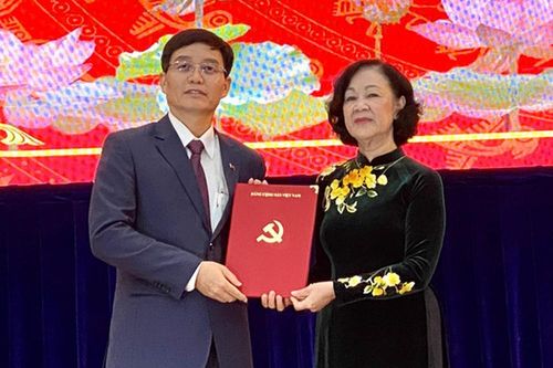 Quá trình công tác của Bí thư Tỉnh ủy Đắk Lắk Nguyễn Đình Trung
